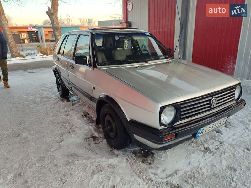 Хэтчбек Volkswagen Golf 1988 в Вышгороде