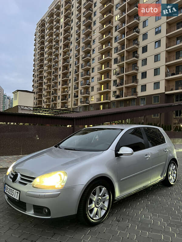 Volkswagen Golf 2005