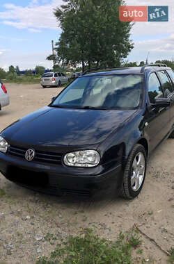 Универсал Volkswagen Golf 2001 в Киеве