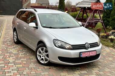 Універсал Volkswagen Golf 2010 в Володимирці