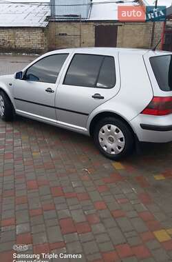 Хетчбек Volkswagen Golf 2001 в Балті