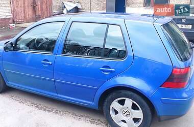 Хэтчбек Volkswagen Golf 1998 в Киеве