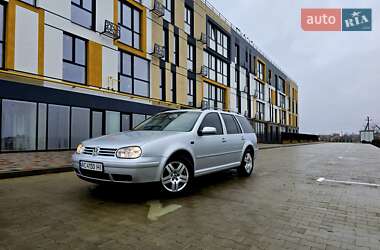 Універсал Volkswagen Golf 2003 в Луцьку