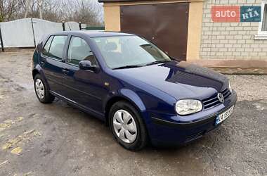 Хетчбек Volkswagen Golf 1999 в Корсунь-Шевченківському