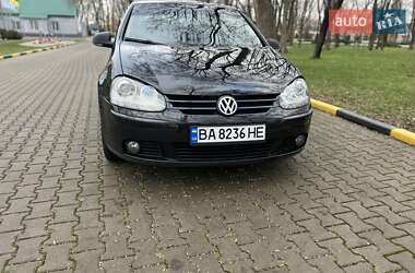 Хэтчбек Volkswagen Golf 2008 в Александрие