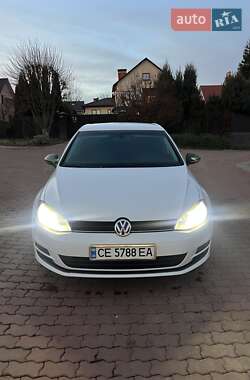 Хетчбек Volkswagen Golf 2013 в Чернівцях