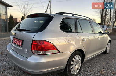 Універсал Volkswagen Golf 2009 в Вінниці