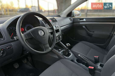 Універсал Volkswagen Golf 2009 в Вінниці