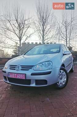 Хетчбек Volkswagen Golf 2006 в Рівному