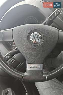 Хетчбек Volkswagen Golf 2008 в Одесі