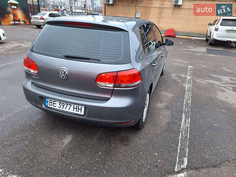 Хетчбек Volkswagen Golf 2011 в Миколаєві