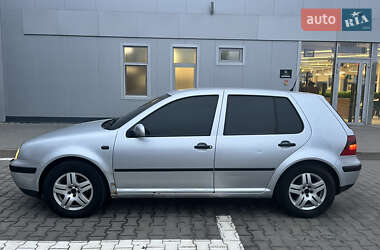 Хетчбек Volkswagen Golf 2000 в Києві