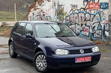 Хетчбек Volkswagen Golf 2001 в Полтаві