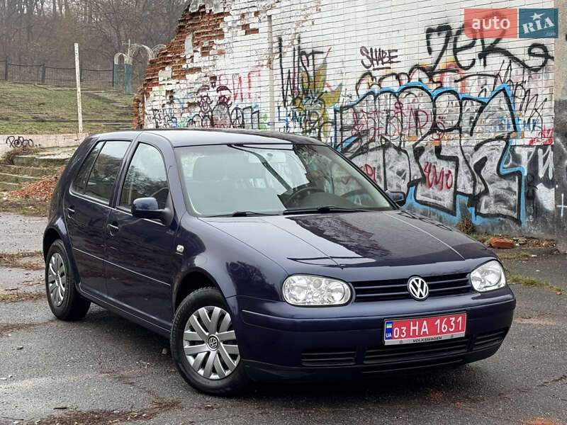 Хетчбек Volkswagen Golf 2001 в Полтаві