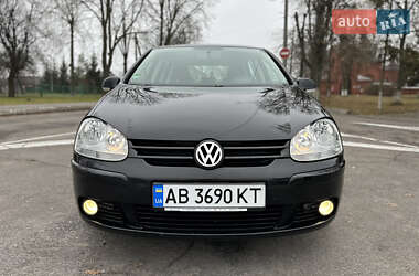 Хетчбек Volkswagen Golf 2006 в Вінниці