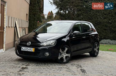 Хетчбек Volkswagen Golf 2011 в Мукачевому