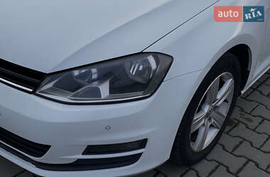 Универсал Volkswagen Golf 2016 в 