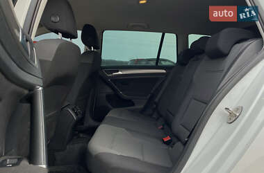 Универсал Volkswagen Golf 2016 в 