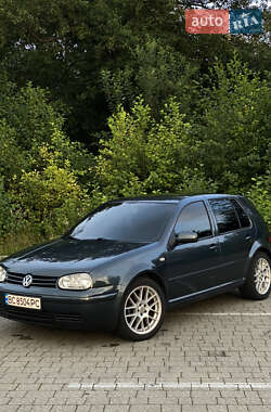 Хетчбек Volkswagen Golf 2000 в Пустомитах