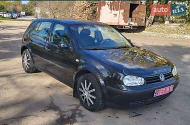 Хетчбек Volkswagen Golf 2001 в Кропивницькому