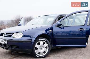 Хетчбек Volkswagen Golf 1999 в Чернівцях