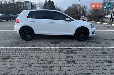 Хэтчбек Volkswagen Golf 2014 в Черновцах