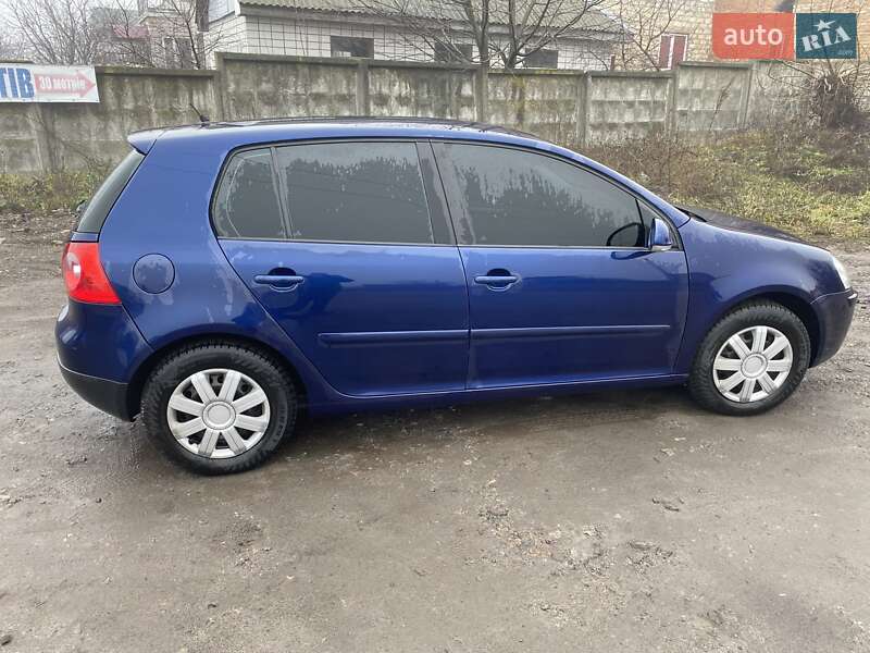 Хетчбек Volkswagen Golf 2005 в Жмеринці