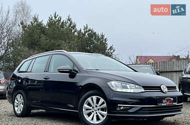 Универсал Volkswagen Golf 2019 в Луцке