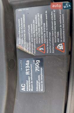 Хэтчбек Volkswagen Golf 2003 в 