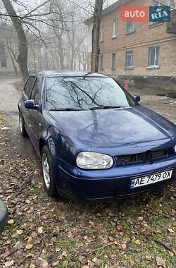 Хетчбек Volkswagen Golf 1999 в Дніпрі