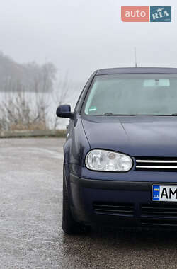 Хетчбек Volkswagen Golf 2003 в Бердичеві