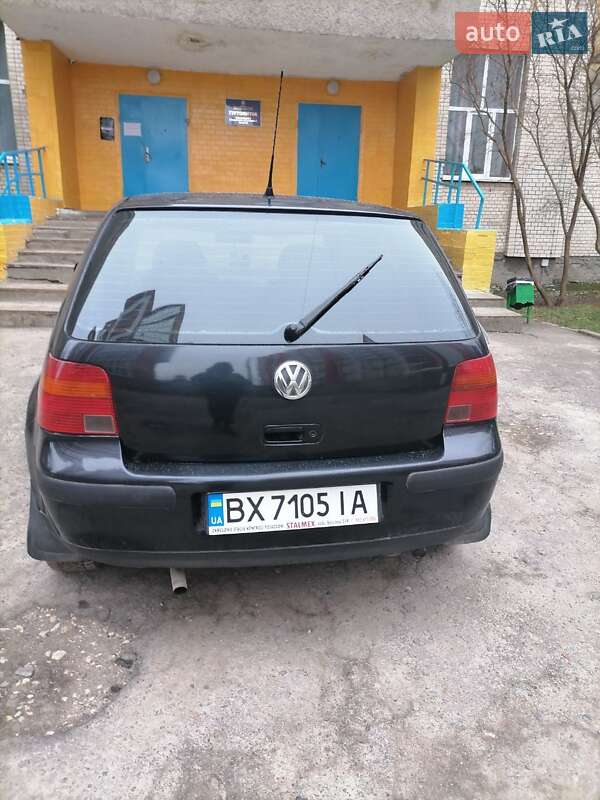 Хетчбек Volkswagen Golf 2001 в Хмельницькому