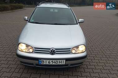 Універсал Volkswagen Golf 2001 в Миргороді