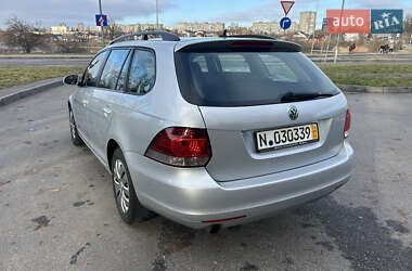 Універсал Volkswagen Golf 2010 в Вінниці