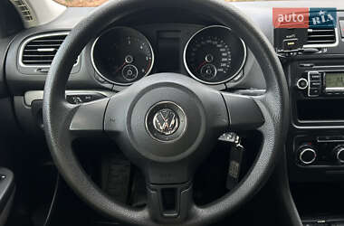 Універсал Volkswagen Golf 2010 в Вінниці