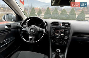 Універсал Volkswagen Golf 2010 в Хусті