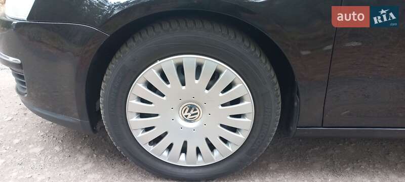 Универсал Volkswagen Golf 2007 в Костополе