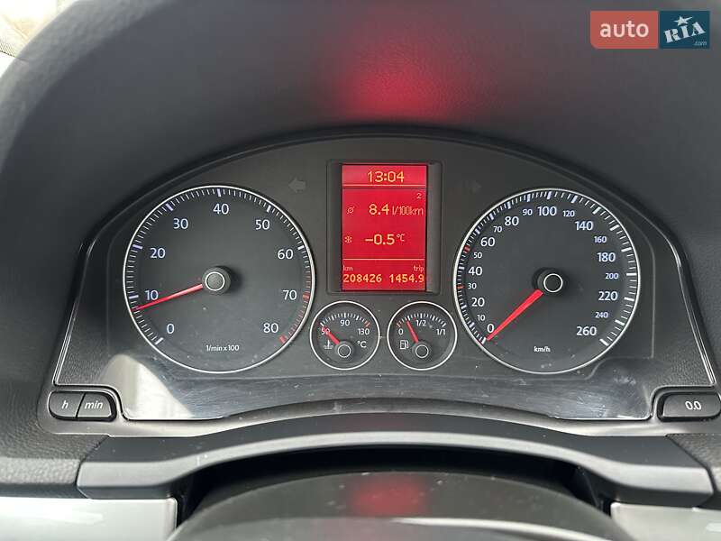 Хэтчбек Volkswagen Golf 2008 в Луцке