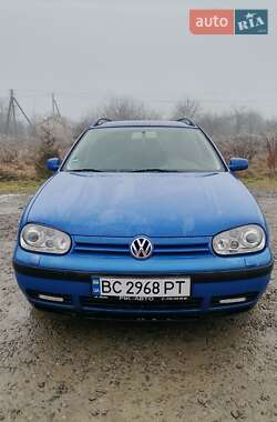 Универсал Volkswagen Golf 2001 в 