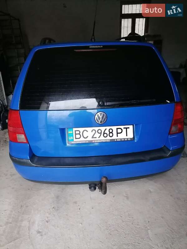 Универсал Volkswagen Golf 2001 в Львове