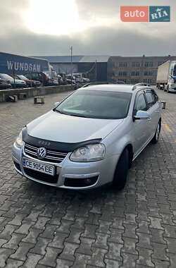 Універсал Volkswagen Golf 2008 в Чернівцях