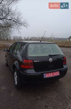 Хэтчбек Volkswagen Golf 2002 в Полтаве