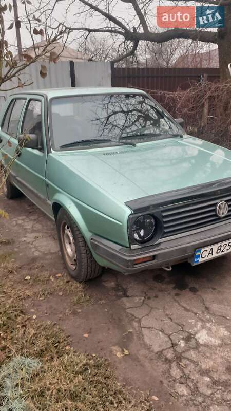 Хетчбек Volkswagen Golf 1990 в Черкасах