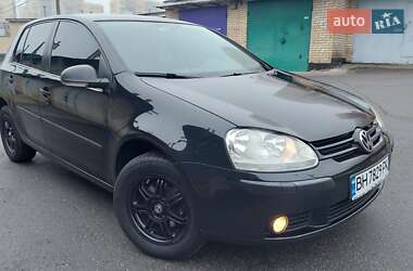 Хэтчбек Volkswagen Golf 2008 в Киеве