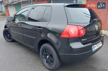 Хэтчбек Volkswagen Golf 2008 в Киеве