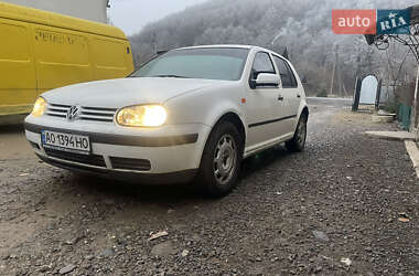 Хетчбек Volkswagen Golf 1998 в Мукачевому