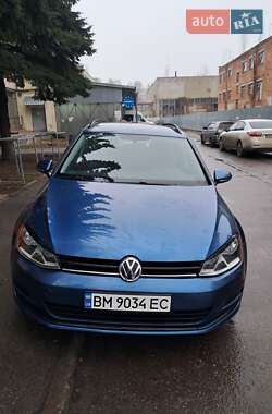 Універсал Volkswagen Golf 2015 в Сумах