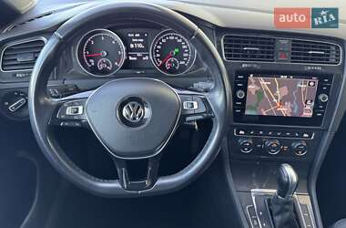 Універсал Volkswagen Golf 2017 в Стрию