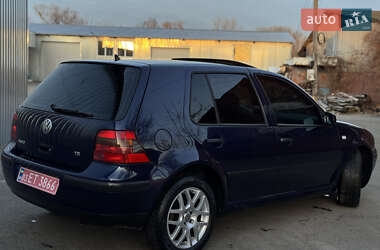 Хетчбек Volkswagen Golf 2002 в Березані