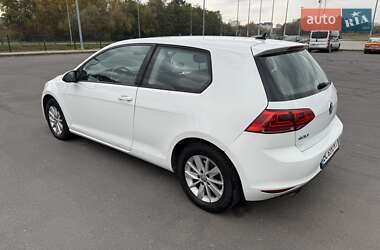 Хэтчбек Volkswagen Golf 2015 в Львове